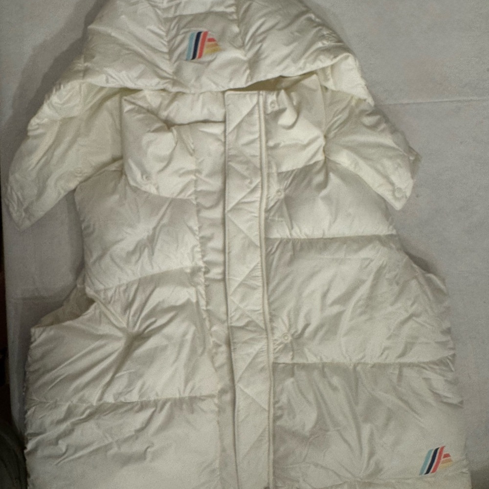 Aldi Gear Puffer Vest with Hood NWT - Picture 6 of 6